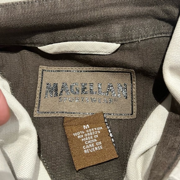 Magellan Men’s Medium Tan Button Down Men’s Pocket Shirt‎ - Picture 8 of 14